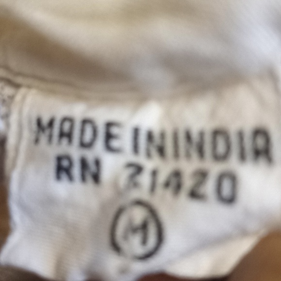 Pre-loved sleeveless blouse button down - Picture 4 of 5